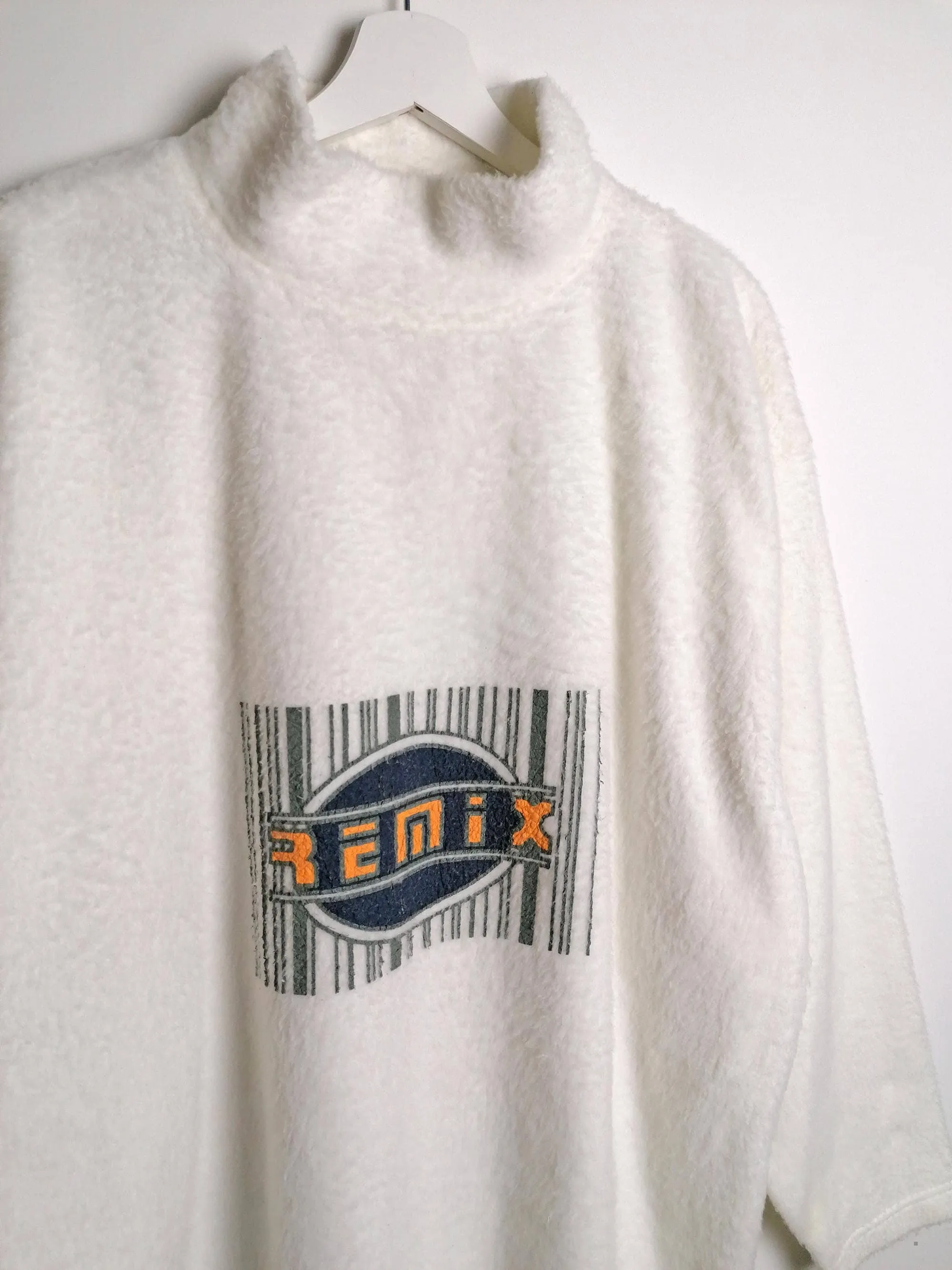 90's REMIX Fleece - size L-XL