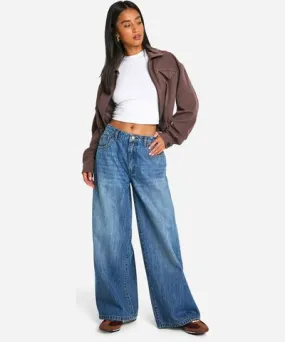 boohoo Womens The Petite Mid Rise Wide Leg Jean