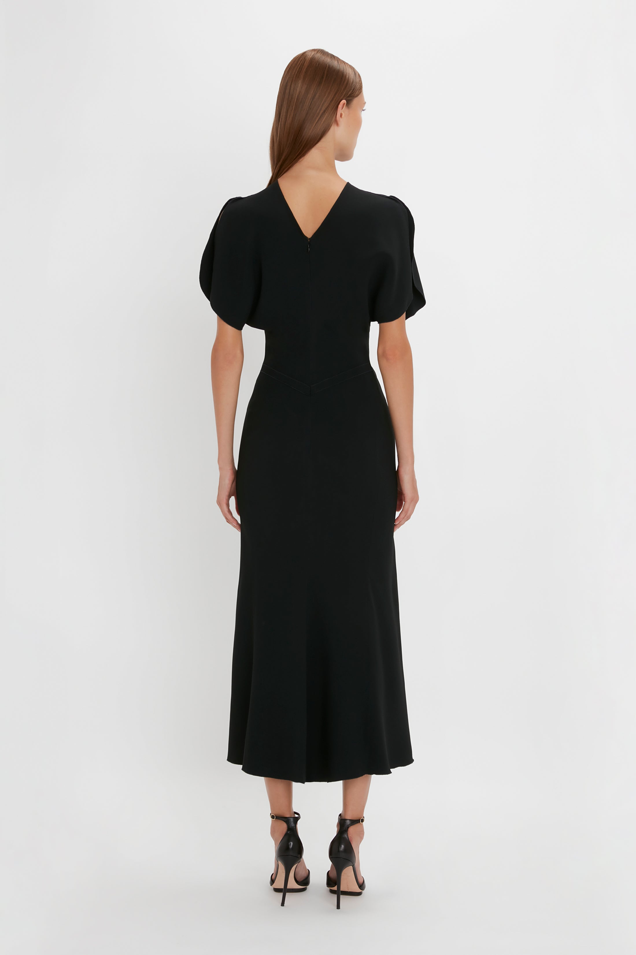 Gathered Waist Midi Dress In Black