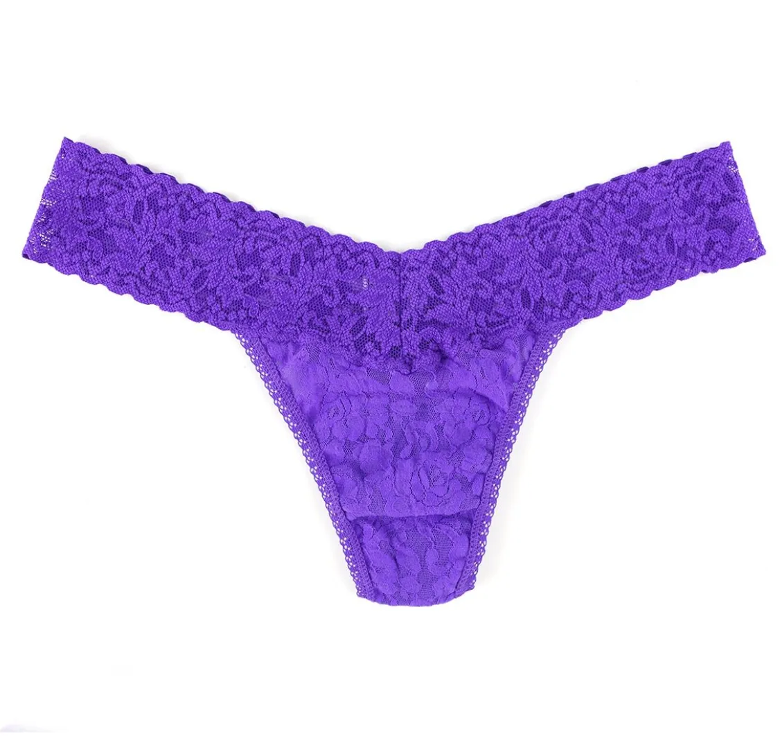 HANKY PANKY SIGNATURE LACE LOW RISE THONG VIAP