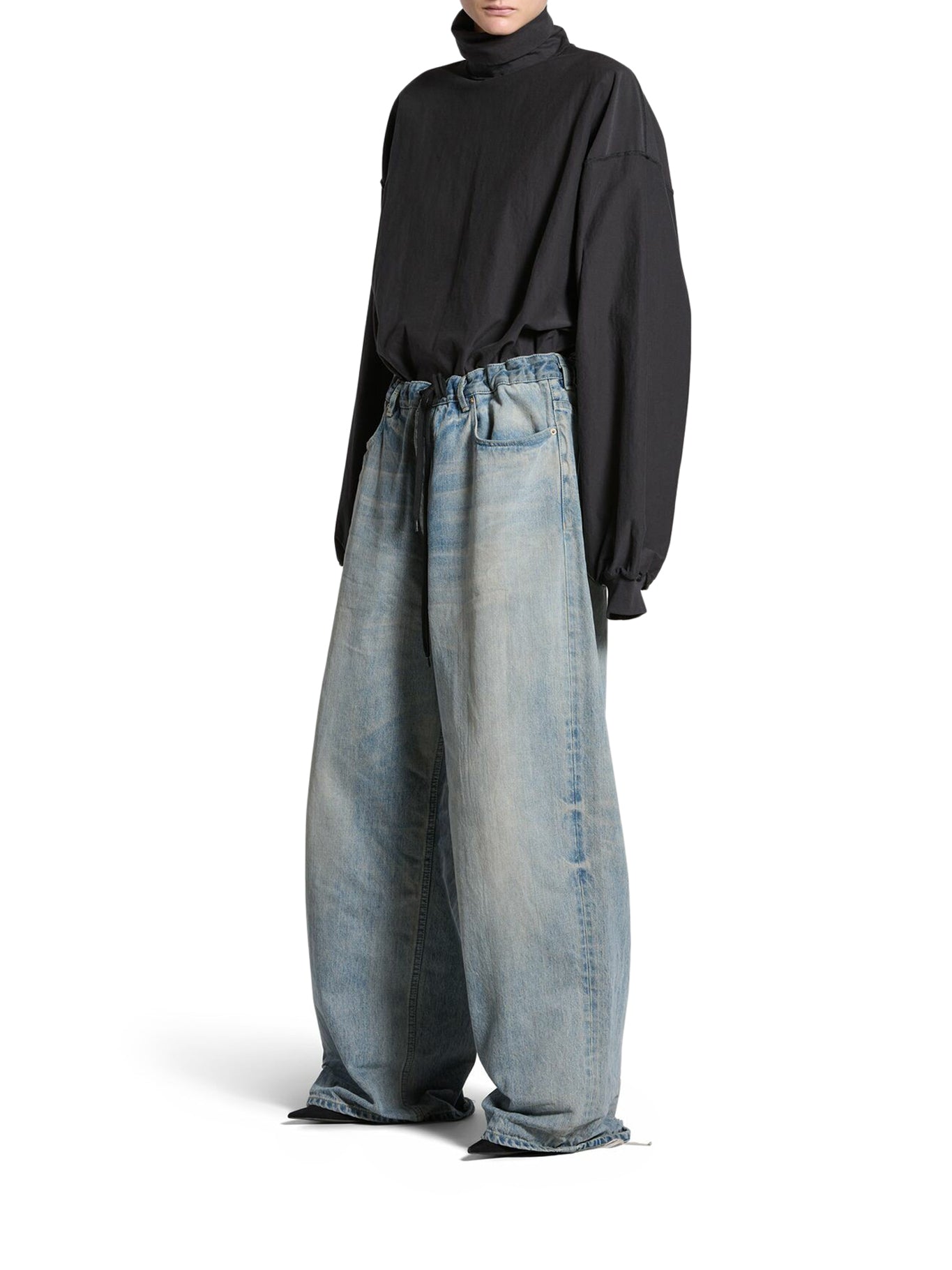 OVERSIZED BAGGY PANTS IN BLUE