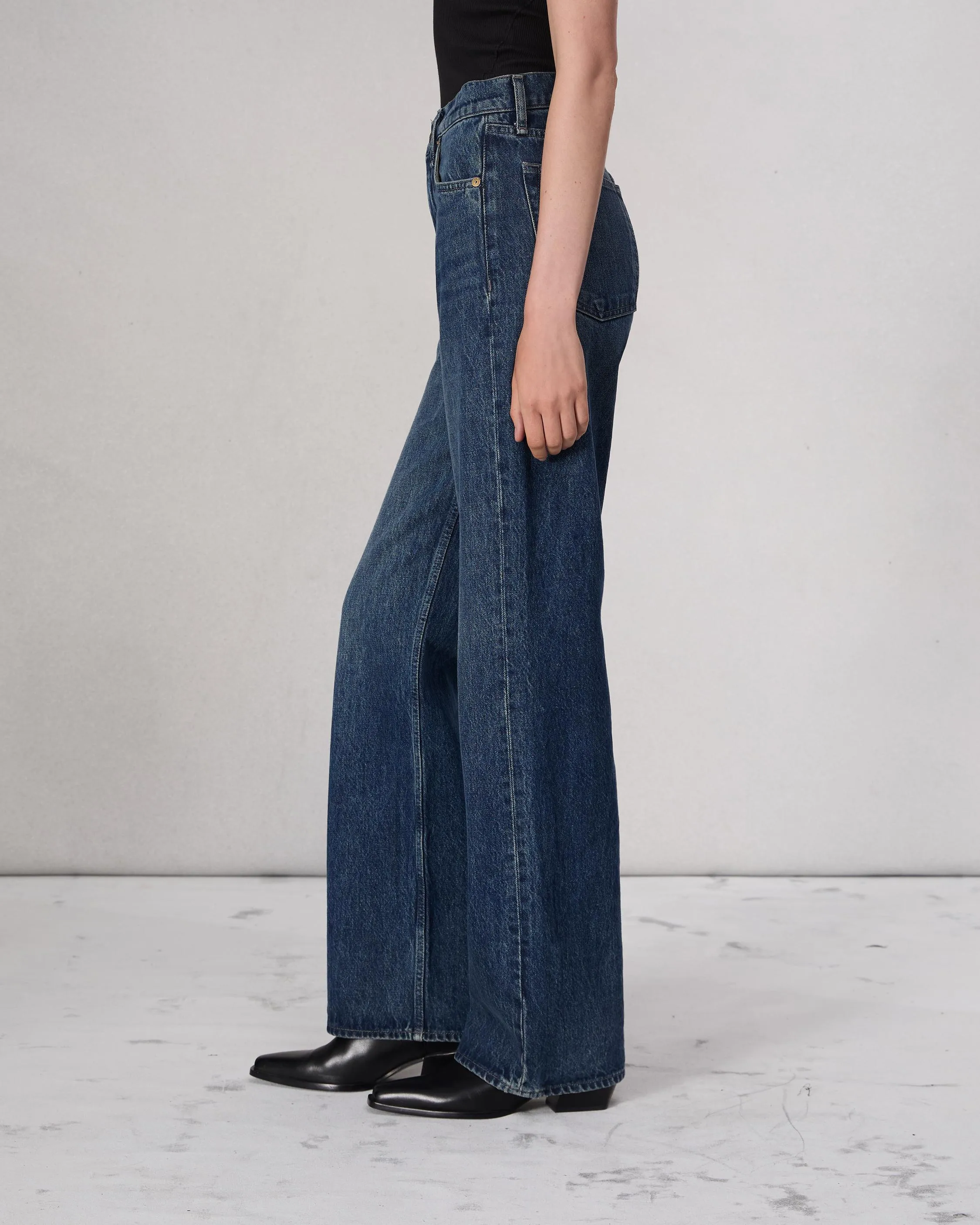 Shea Relaxed Straight Jean