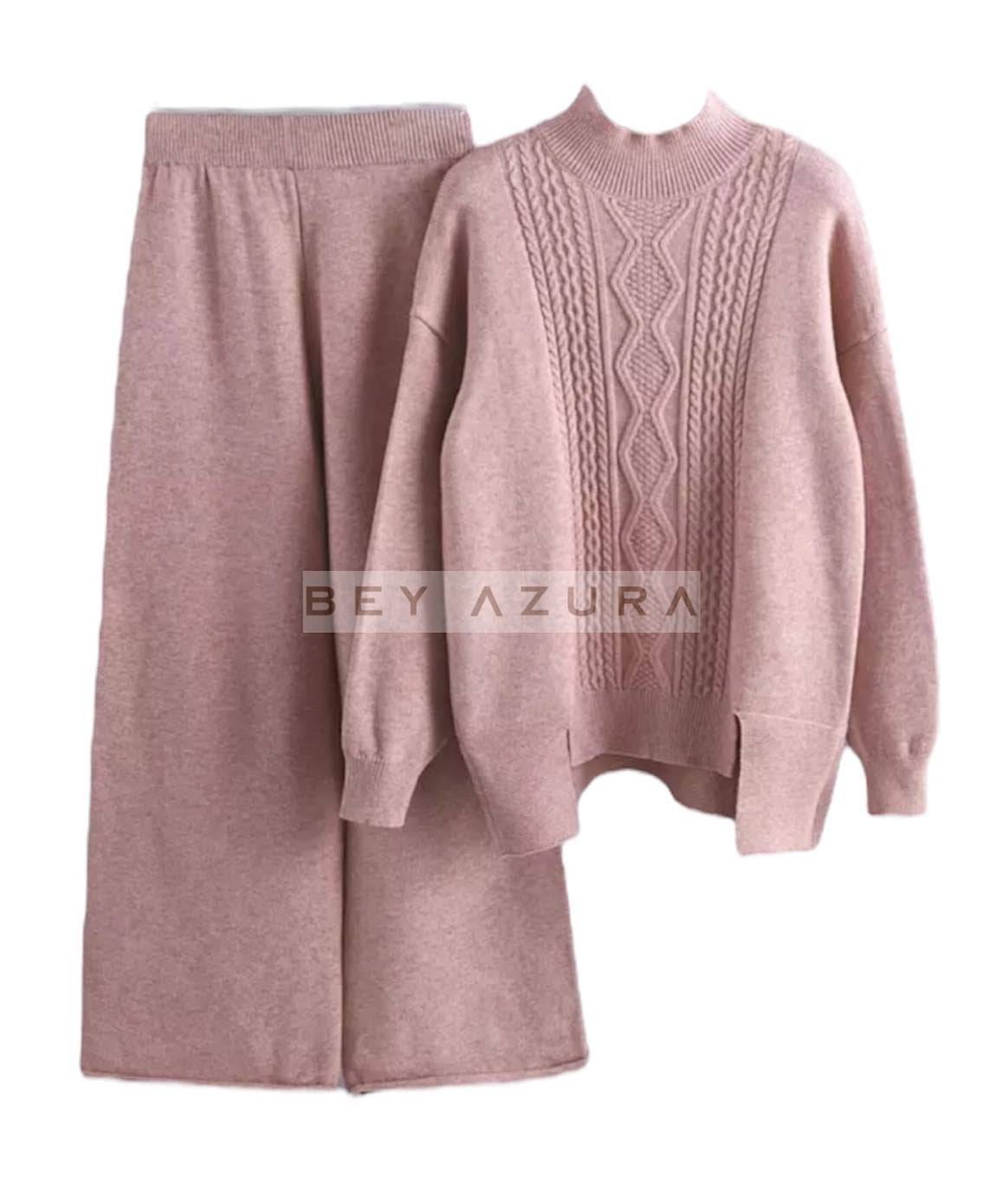 Thick Knit Pullover And Ankle Length Pant Set In Brown