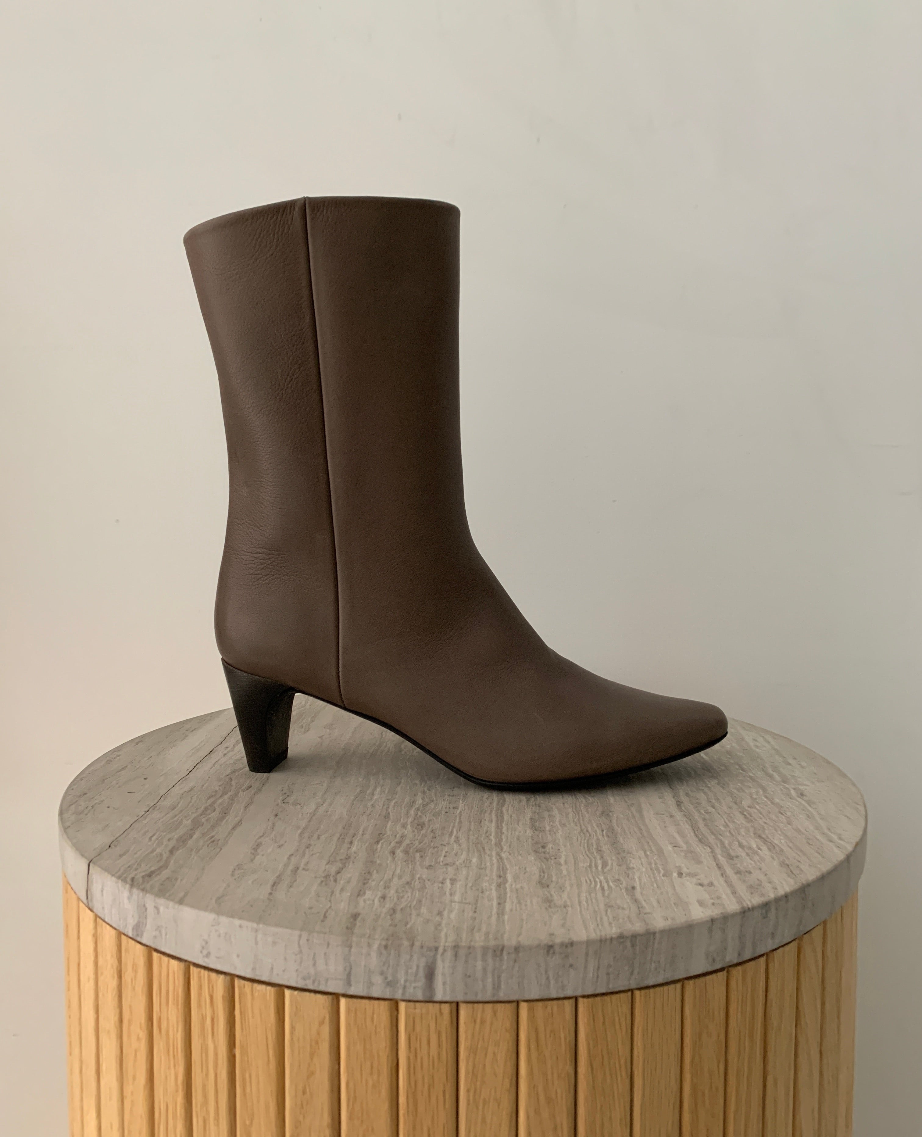 Warehouse Sale - Wakame Boots Taupe Leather